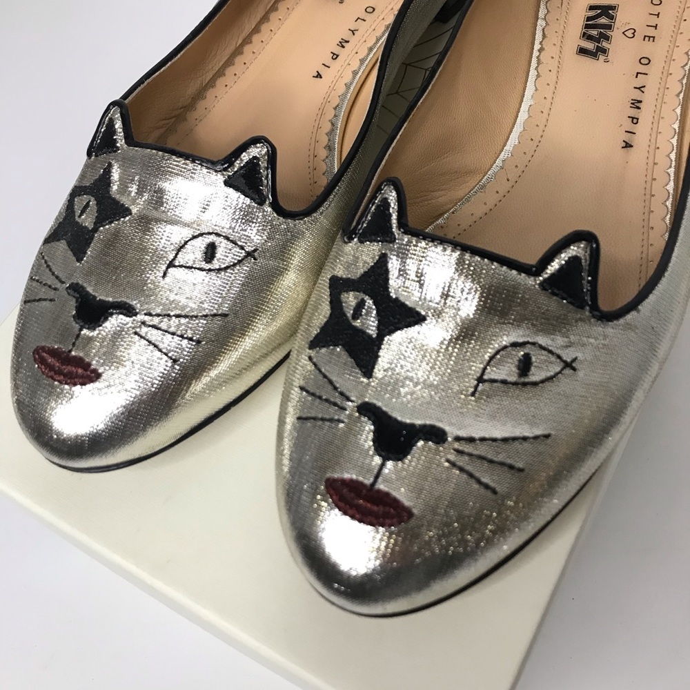 Charlotte Olympia KISS Kitty Silver Flats 39